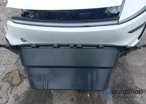 2026 Tesla Model Y Long Range Dual Motor All-Wheel Drive/Long Range Launch Series from USA, damaged, VIN 7SAYGDEE8TA384965